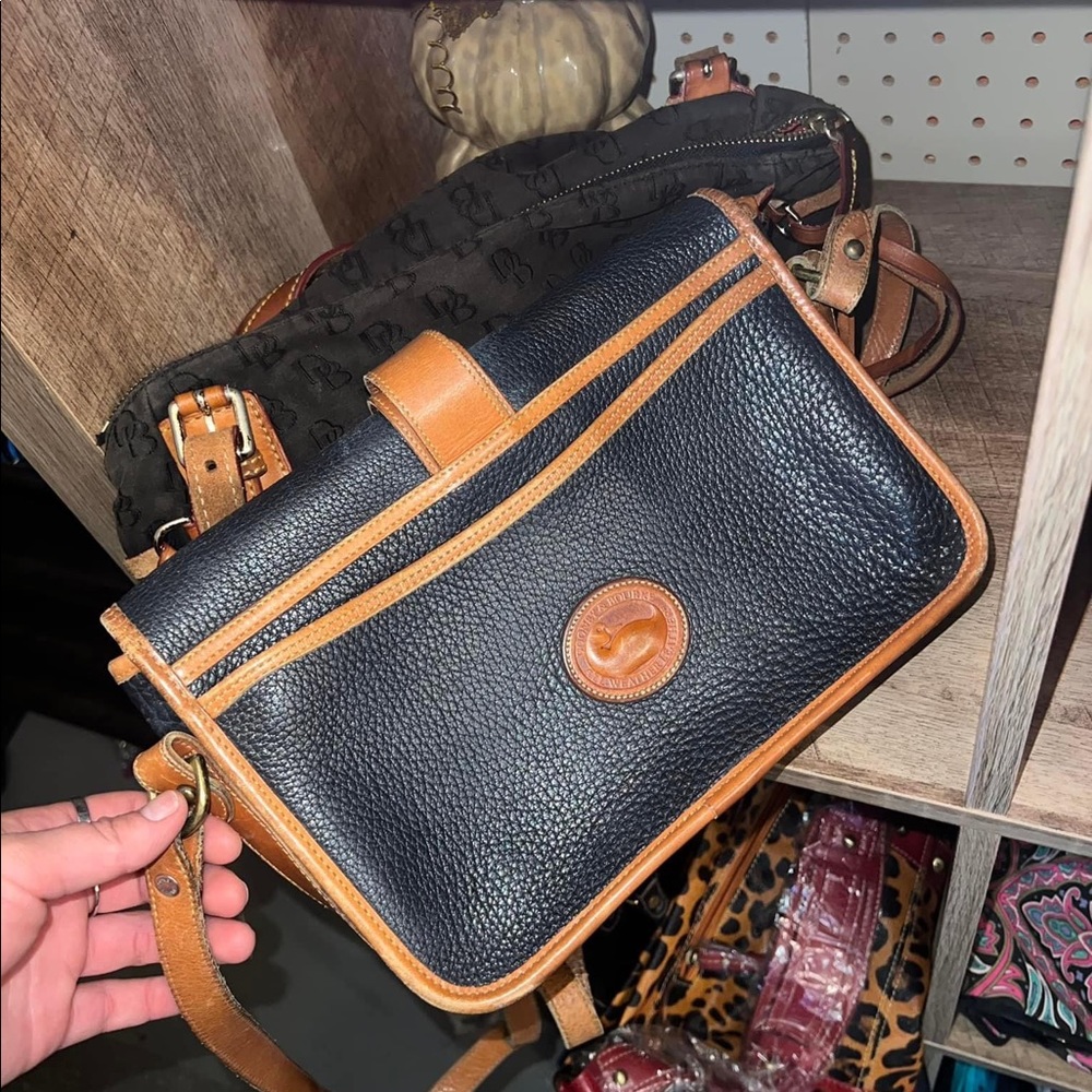 Dooney and Bourke purse